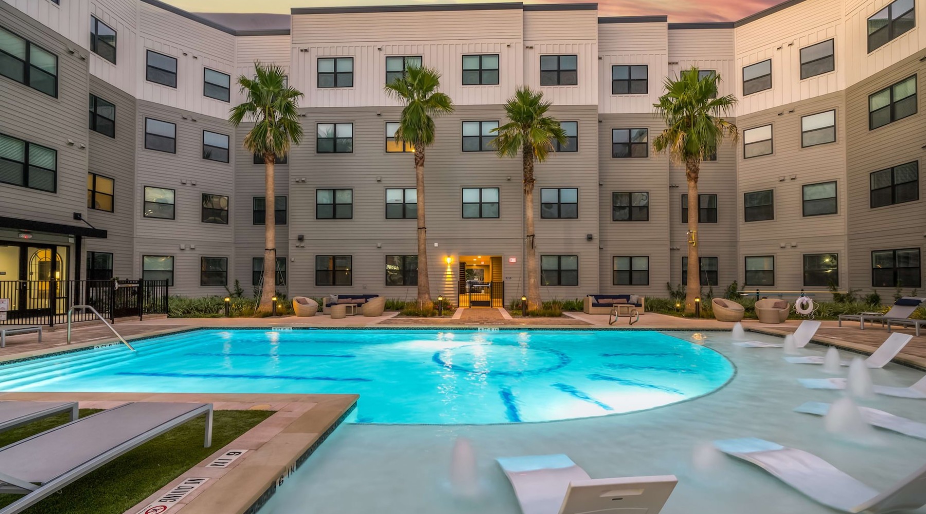 Sparkling pool at Prose Hardy Yards in Houston, Tx Sparkling pool at Prose Hardy Yards in Houston, Tx